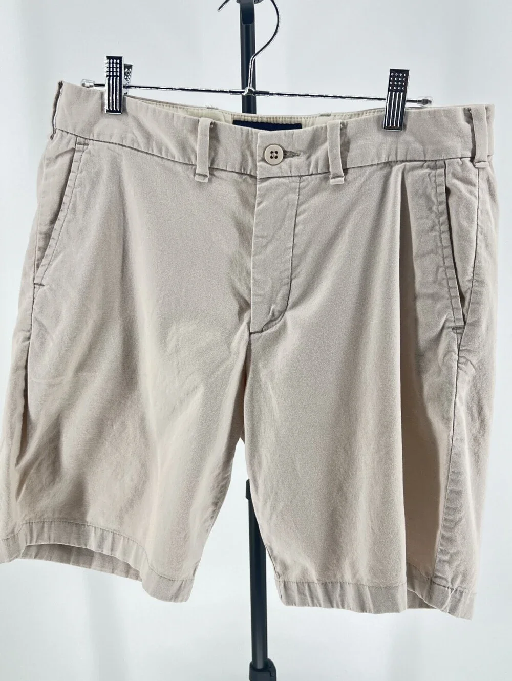 Abercrombie & Fitch Men's shorts Size 31 (1-18)